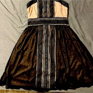 Venus, Size Small, only worn once